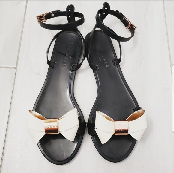Ted Baker Shoes - 🍉 Ted Baker Black and White Bow Sandals Rose Gold